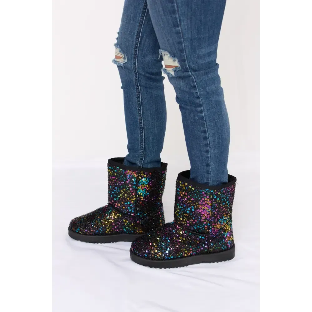 Elevate Winter Style with Luxury Sequin Thermal Flat Boots for Women