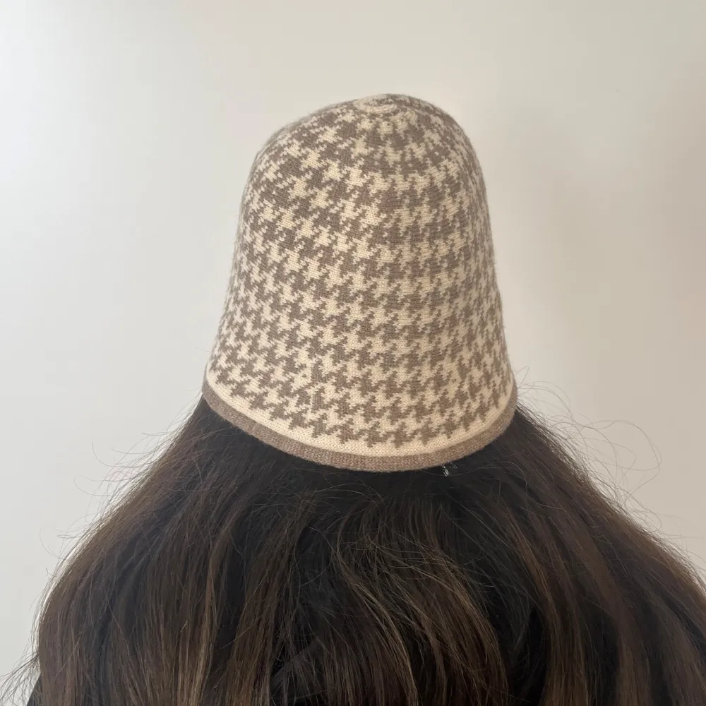 Ladies Houndstooth Pattern Cloche Hat by Alex Max